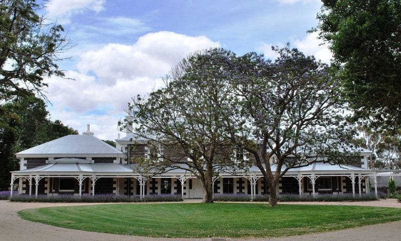 Berwick suburb landscape, showing reliable travel with Berwick Maxi Cab by Easy Maxi Cabs.